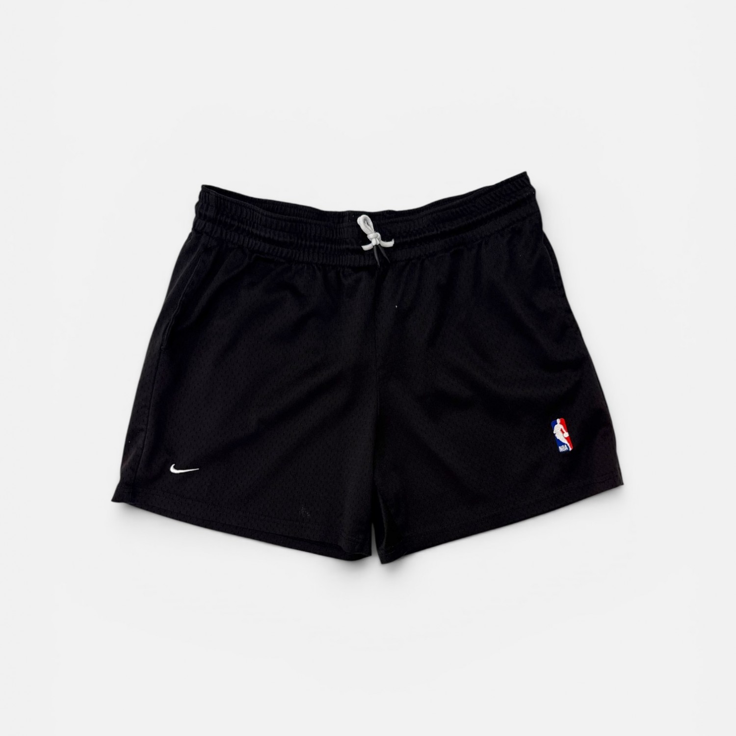 Nike NBA Μαύρη Basketball Βερμούδα με Κεντημένα Logo